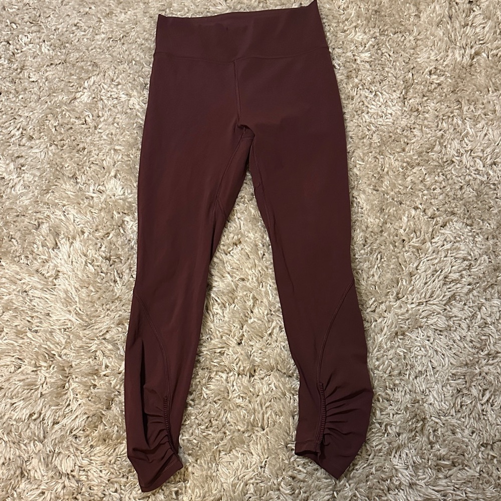 Lululemon High-Waisted Burgundy Leggings Pleated Leg Sz 6 Align